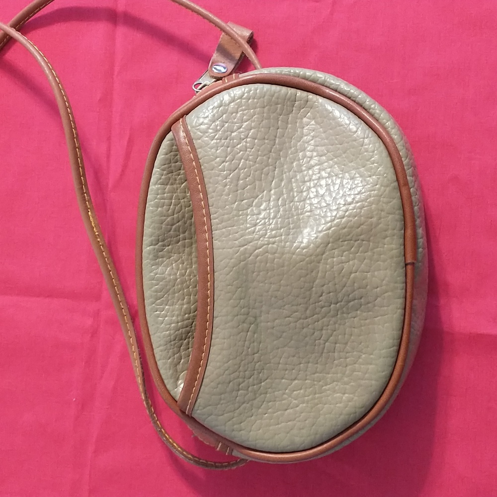 Dooney & Bourke All Weather Leather Small Crossbody Bag - Picture 2 of 9